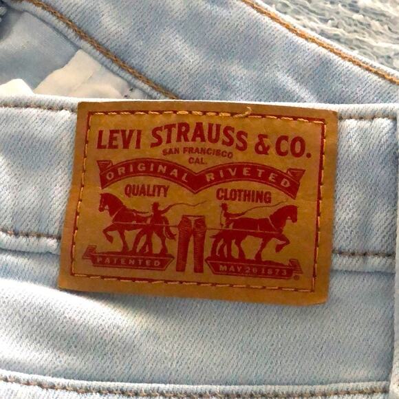 Levi’s 721 High Rise Skinny Distressed Light Wash Denim Jeans Size 28 - Picture 14 of 16